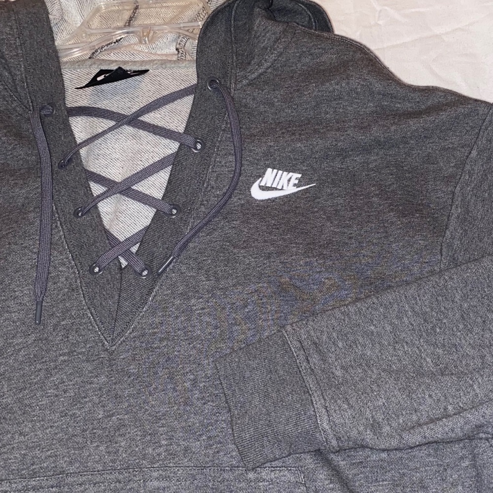 Nike Hoodie - Picture 6 of 7